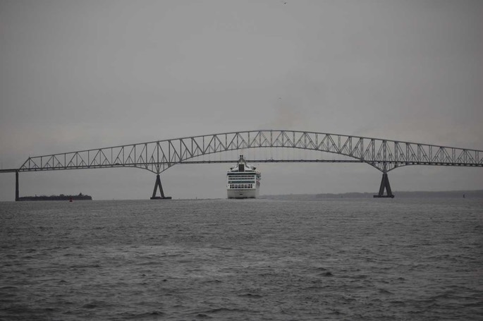 Baltimore E of the Seas [Desktop Auflösung]