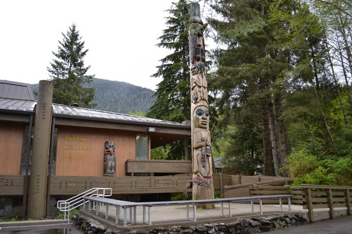 HP Ketchikan Totem [Desktop Auflösung]