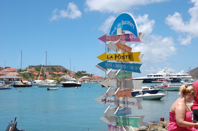 St. Barth Gustavia Wegweiser [Desktop Auflösung]